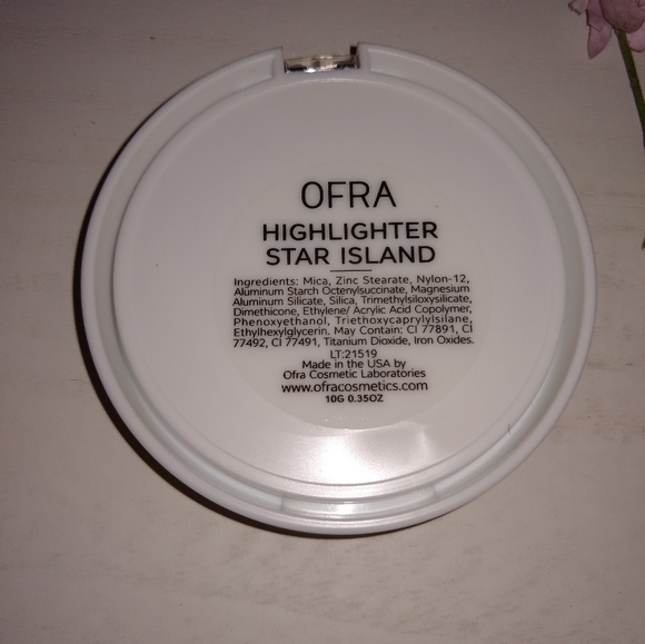 🌴3/$30🌴 OFRA Highlighter - Picture 3 of 3